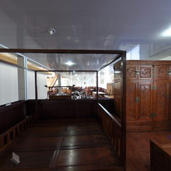 金典红木大衣柜组合